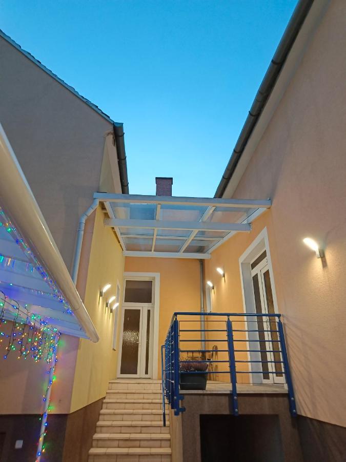 Ruyi Holiday Σόπρον Εξωτερικό φωτογραφία